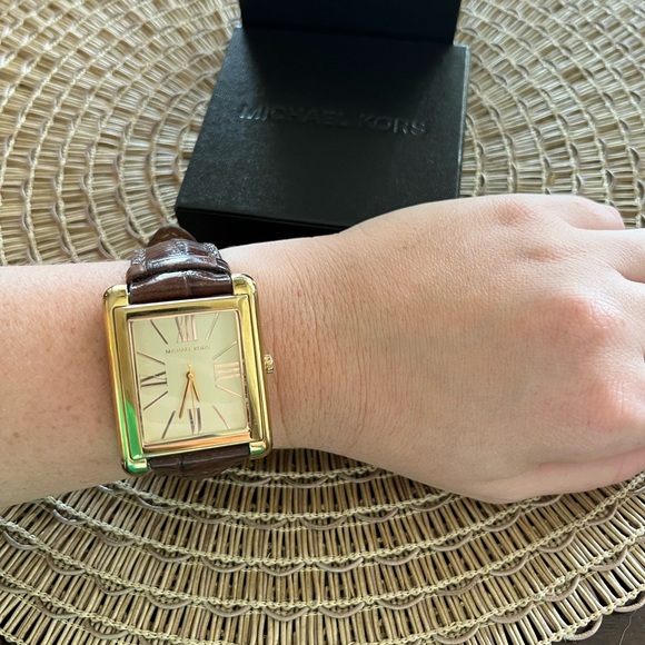 Michael Kors Brown Leather Watch - Picture 3 of 6